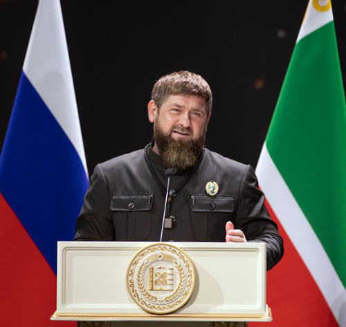 Рамзан Кадыров поздравил мусульман с праздником Ид аль-Фитр