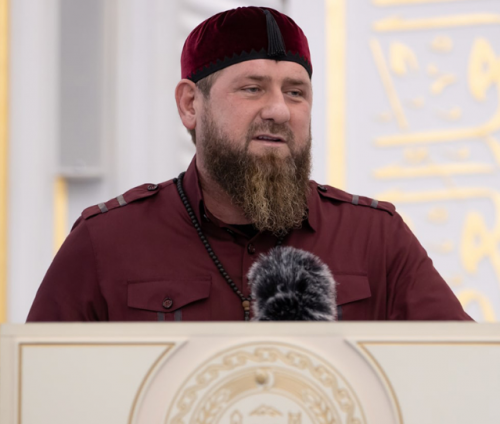 Р. Кадыров поздравил мусульман с наступлением месяца Рамадан